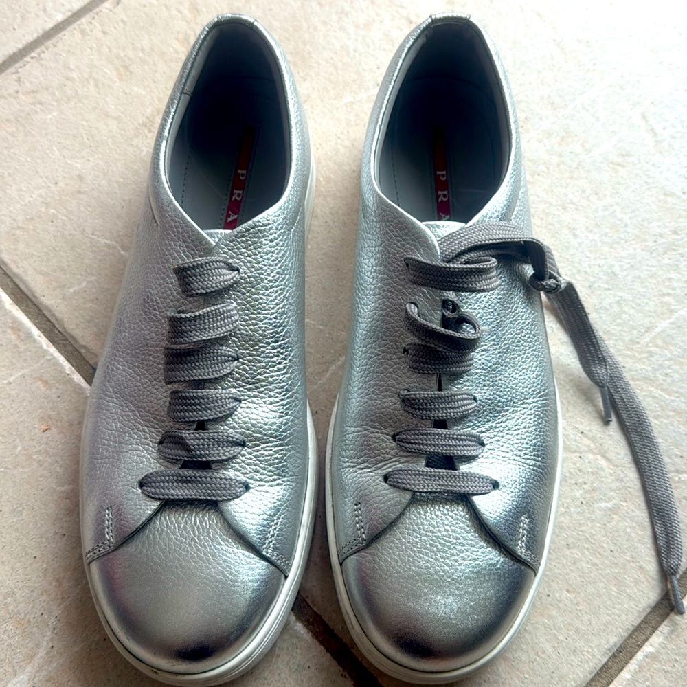 Prada unisex sneakers fits women size 81/2-9-38-39! Men size 6-
